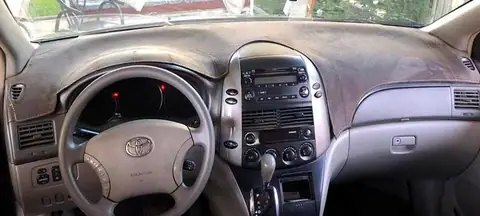 Toyota Sienna R20